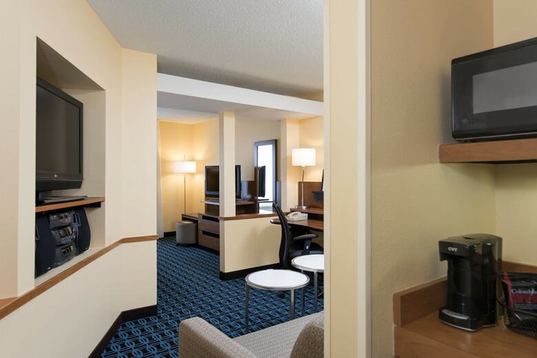 Hotel Fairfield Inn And Suites By Marriott St Charles