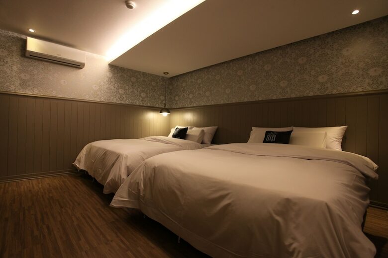 Lin Hotel