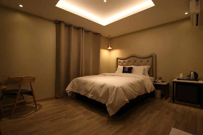 Lin Hotel