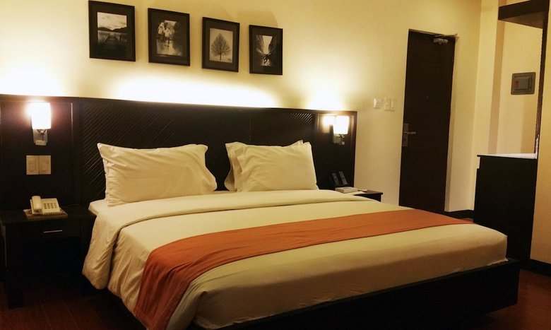 Hotel Esse Davao