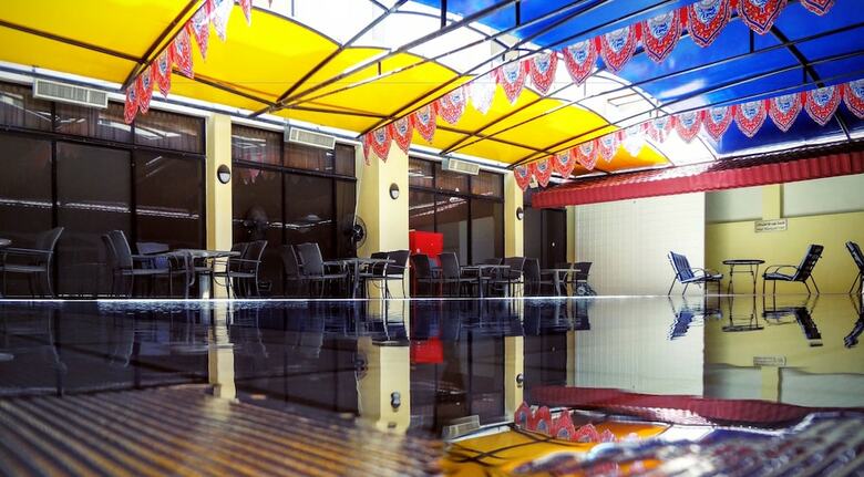 Al Seteen Palace Hotel