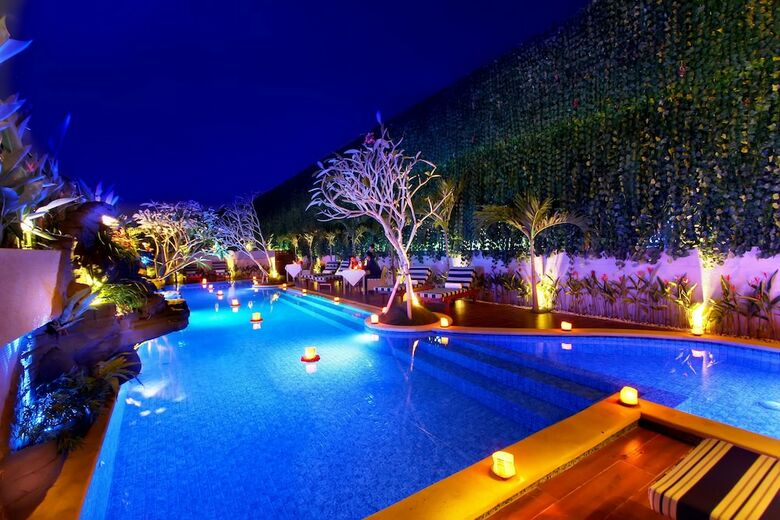 Hotel The Rhadana Kuta Bali