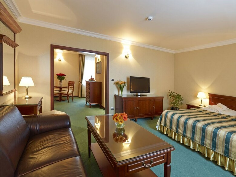Hotel ?tef�nik