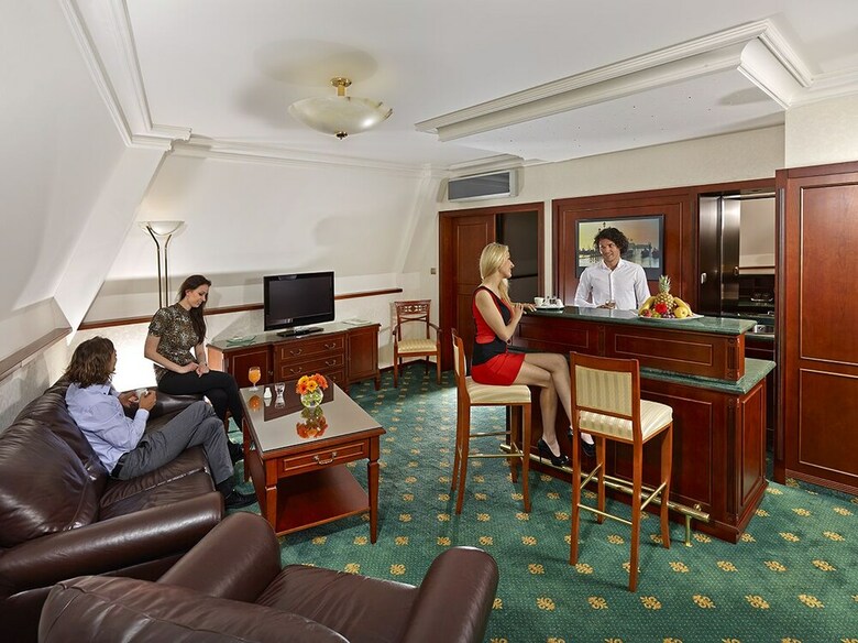 Hotel ?tef�nik
