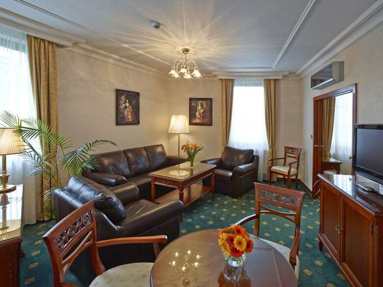 Hotel ?tef�nik