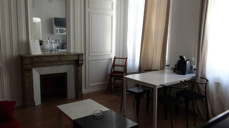 Nationale Apparthotel