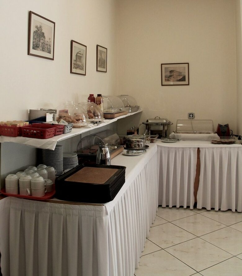 Hotel Platon