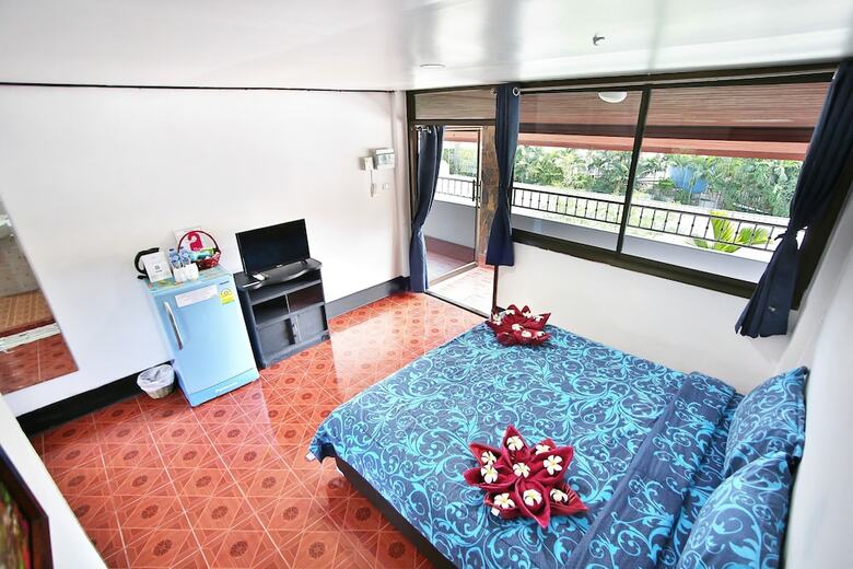 Lotus Friendly Hotel