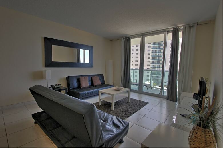 Hollywood Condos