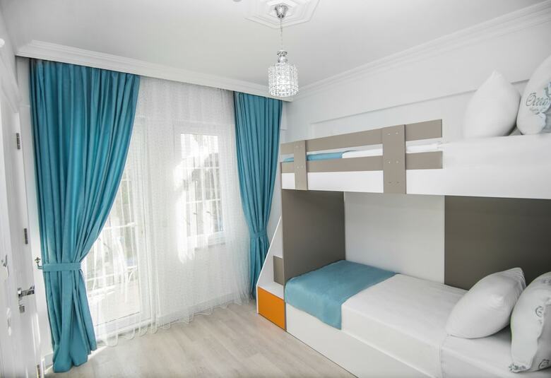 Ocean Blue High Class Hotel