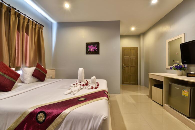 88 Hotel Phuket