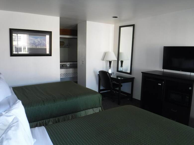 Hotel City Creek Inn & Suites