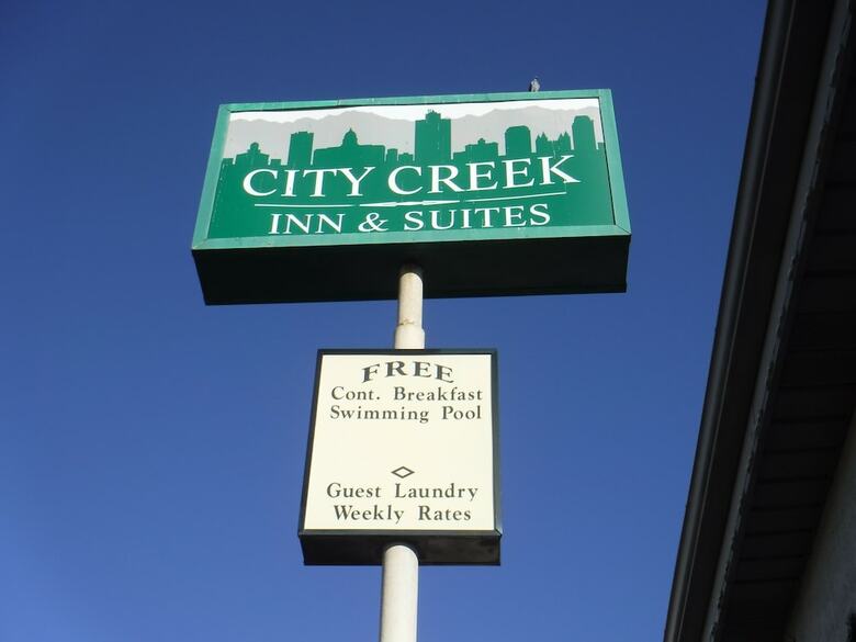 Hotel City Creek Inn & Suites