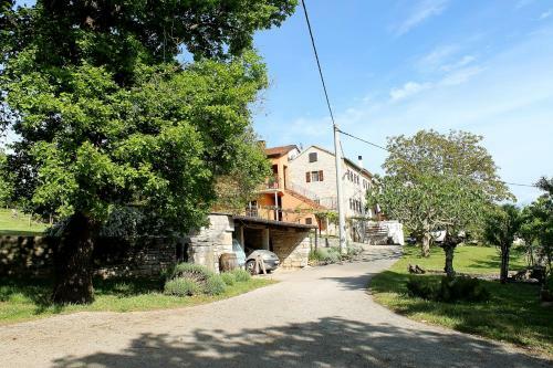 Apartments Mestri