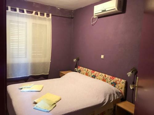 Divna Apartments And Rooms