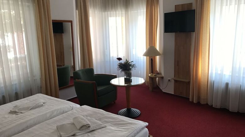 Hotel Nachtw�chter