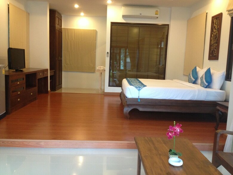 Poolsawat Villa