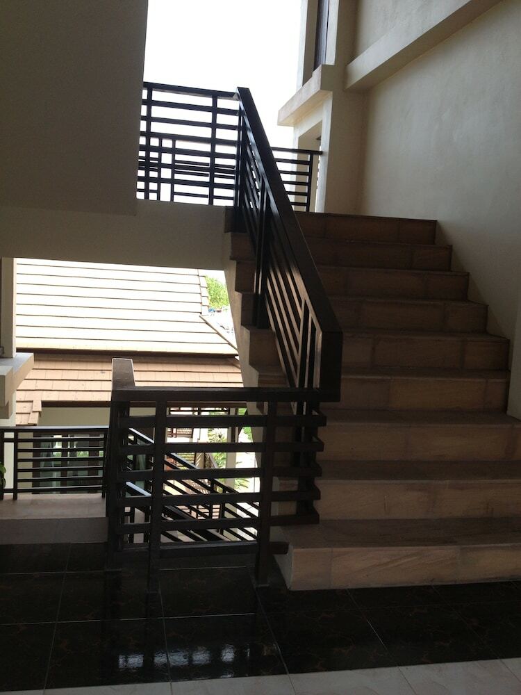 Poolsawat Villa
