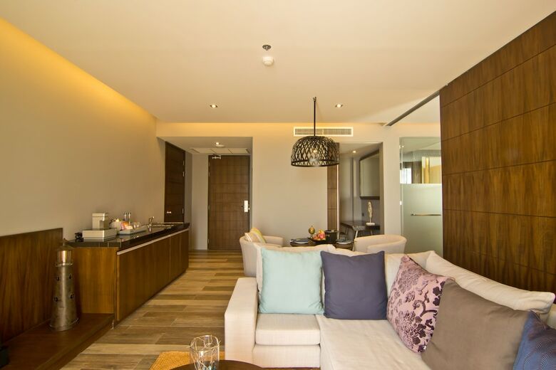 Apartamento Away Phuket Le Coral