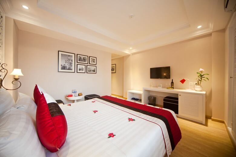 Lavender Central Hotel & Spa