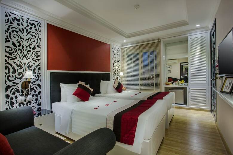 Lavender Central Hotel & Spa