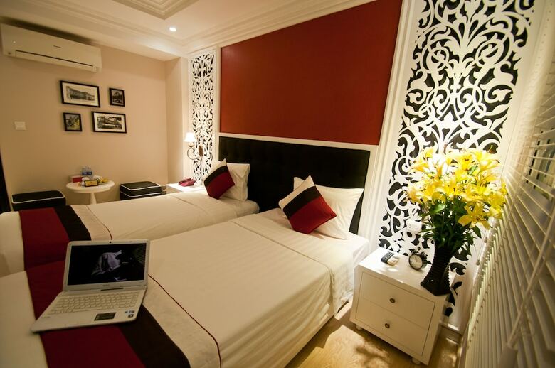 Lavender Central Hotel & Spa