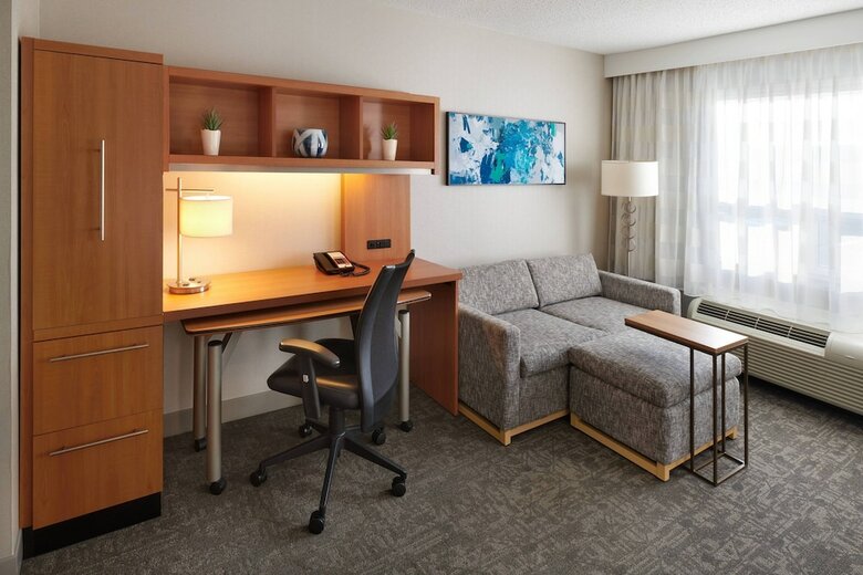 Hotel Towneplace Suites By Marriott Mississauga-arpt Corp Ctr