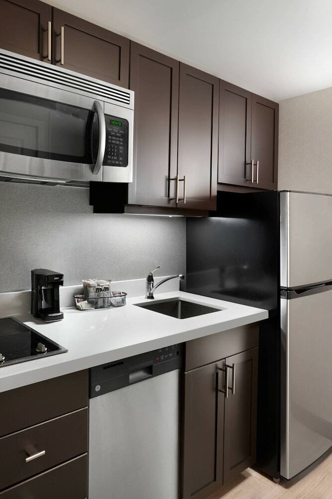 Hotel Towneplace Suites By Marriott Mississauga-arpt Corp Ctr