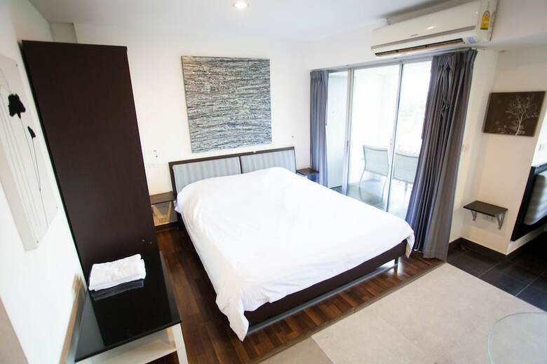 Apartamentos Galare Thong Tower