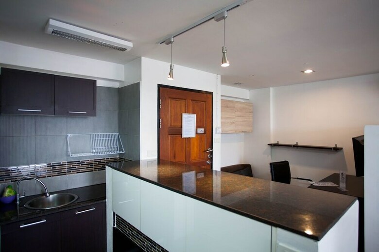 Apartamentos Galare Thong Tower