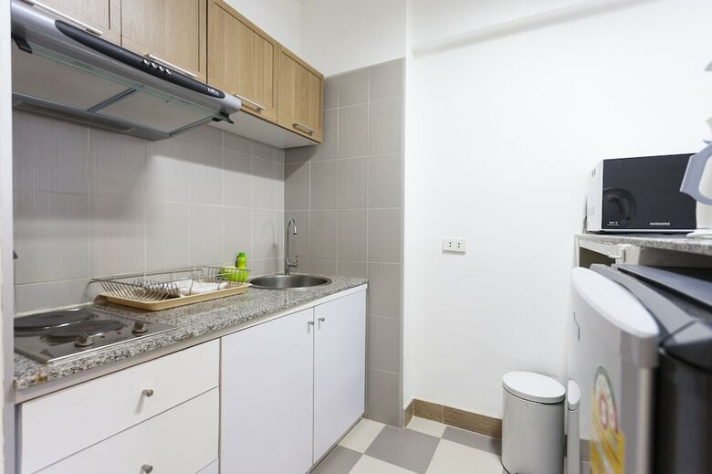 Apartamentos Galare Thong Tower
