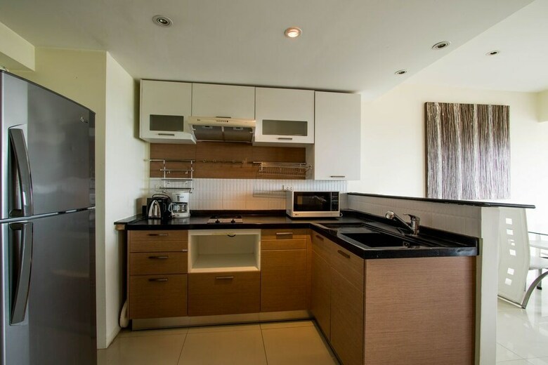 Apartamentos Galare Thong Tower
