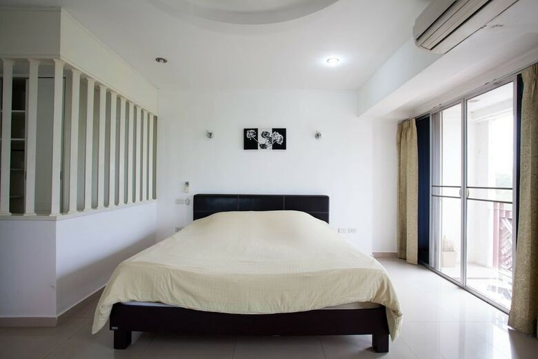 Apartamentos Galare Thong Tower