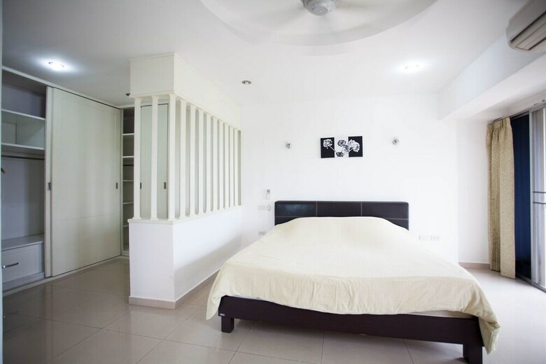 Apartamentos Galare Thong Tower