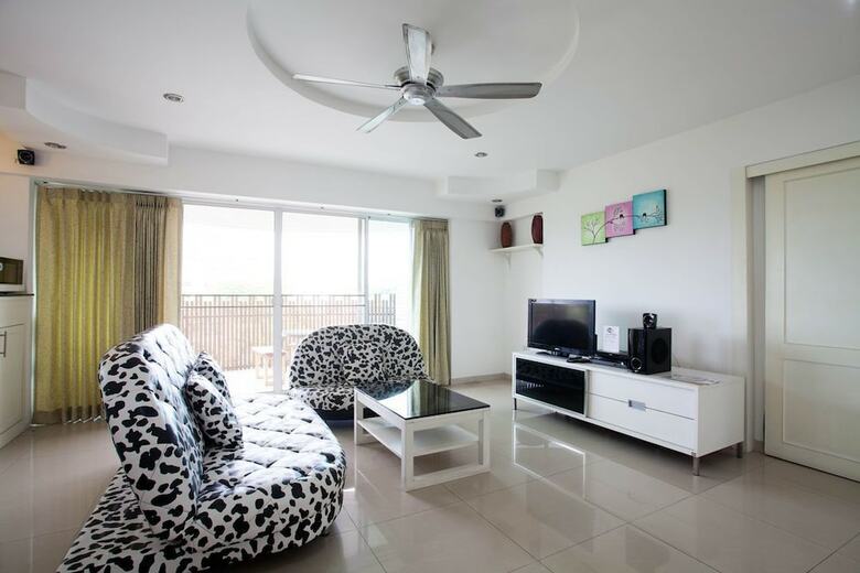 Apartamentos Galare Thong Tower