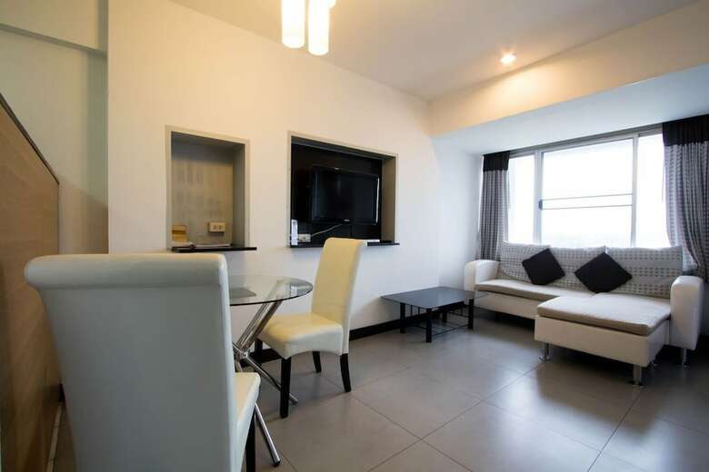 Apartamentos Galare Thong Tower