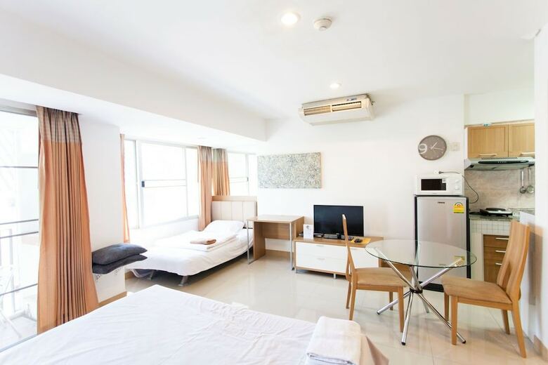 Apartamentos Galare Thong Tower