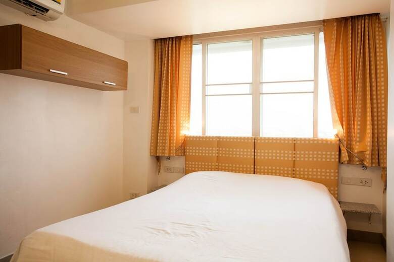 Apartamentos Galare Thong Tower