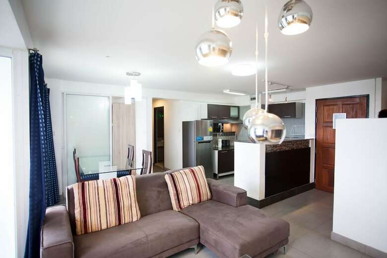 Apartamentos Galare Thong Tower