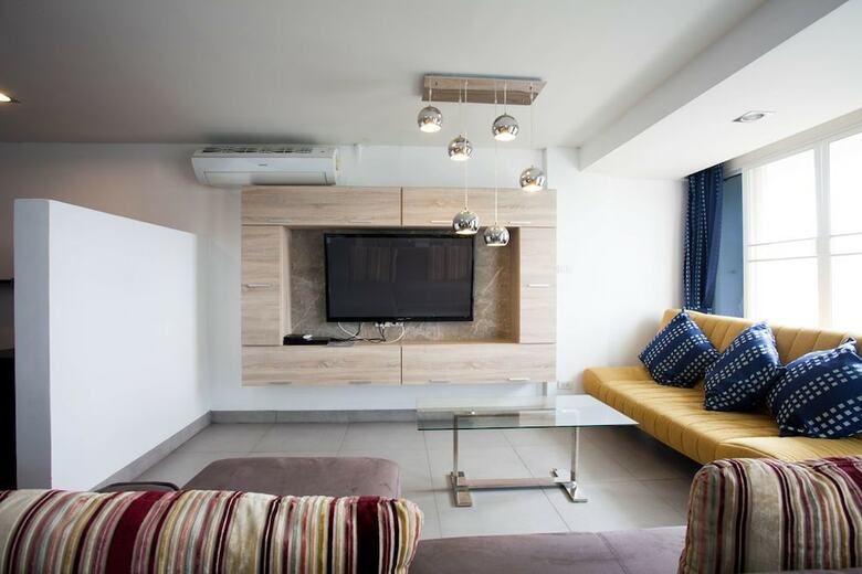 Apartamentos Galare Thong Tower