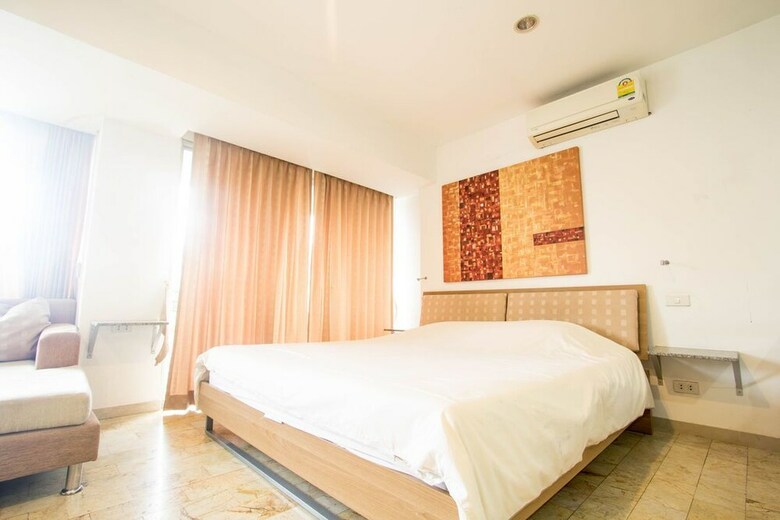 Apartamentos Galare Thong Tower