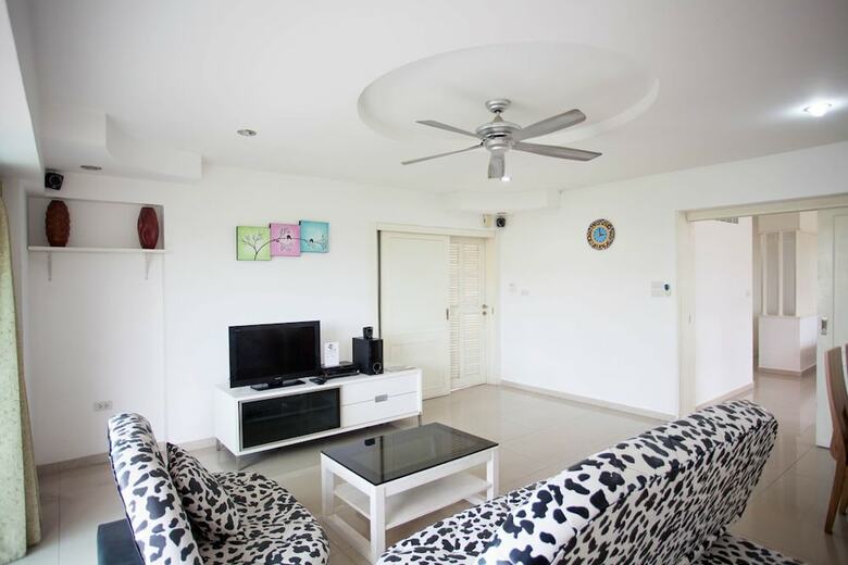Apartamentos Galare Thong Tower