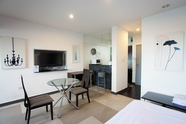 Apartamentos Galare Thong Tower