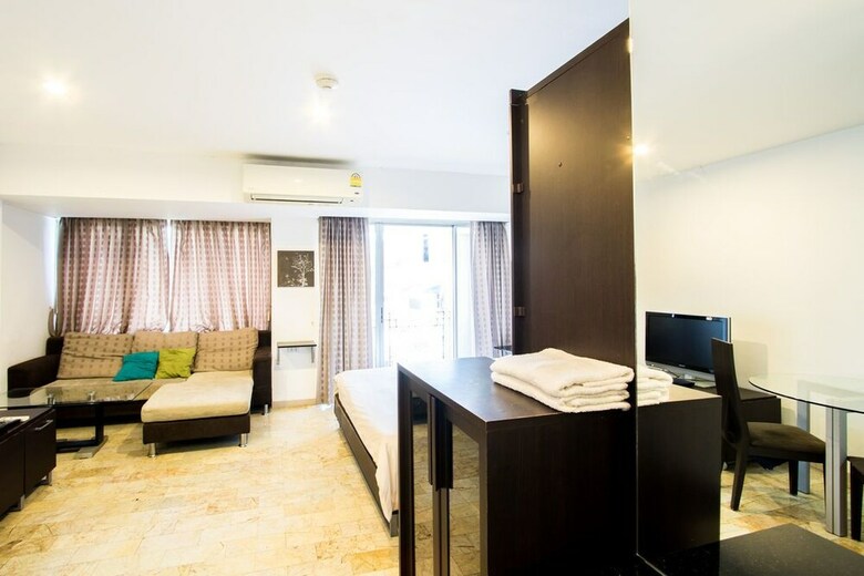Apartamentos Galare Thong Tower