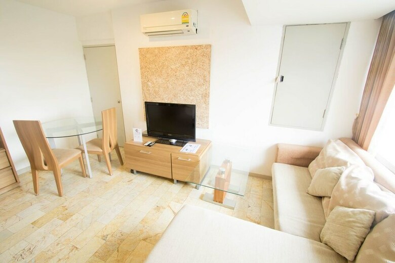 Apartamentos Galare Thong Tower
