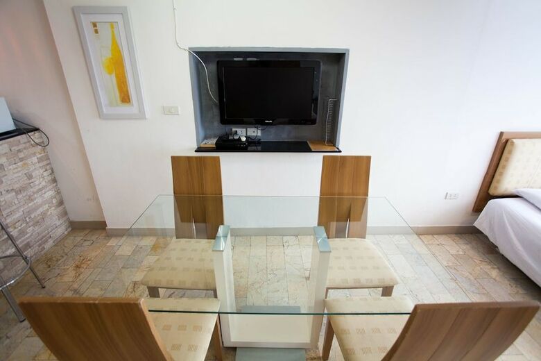 Apartamentos Galare Thong Tower