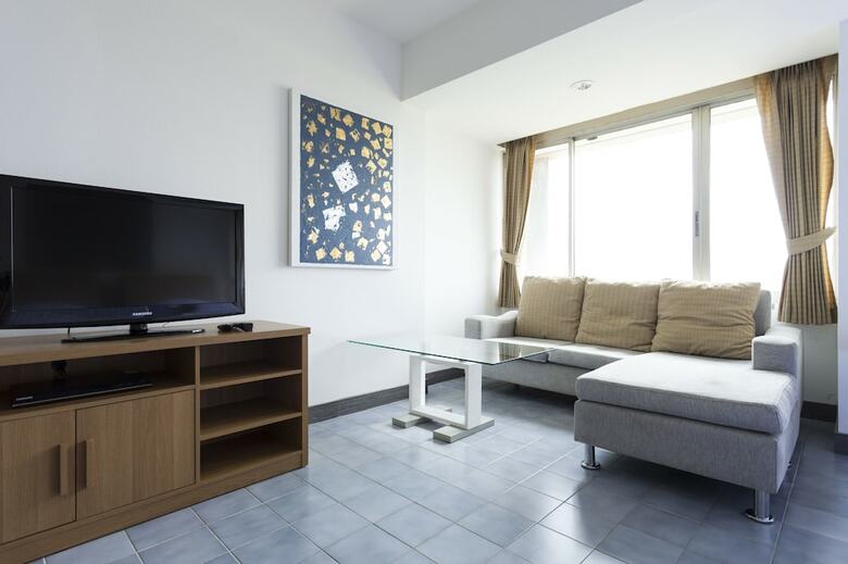 Apartamentos Galare Thong Tower