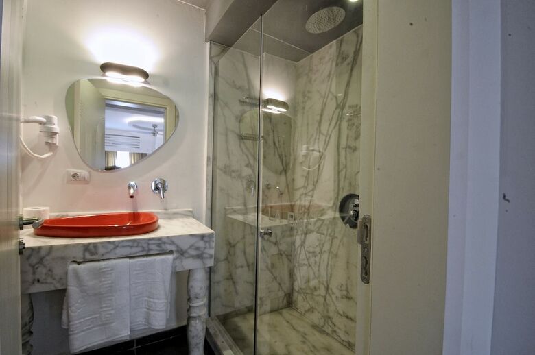 La Brezza Suite & Hotel