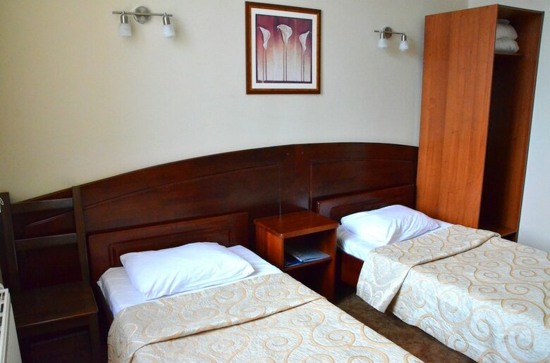 Tranzit Hotel