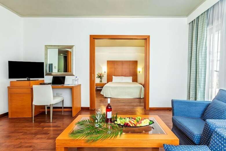 Hotel Xenios Anastasia Resort & Spa